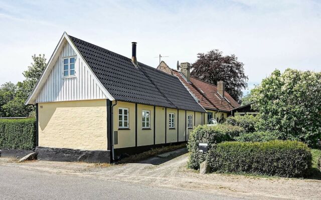 Rustic Holiday Home in Aakirkeby on Natural Plot