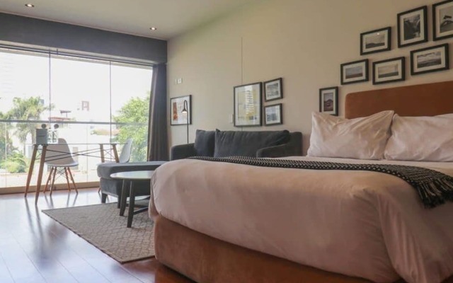 w Hidden Gem Loft Near Barranco Boardwalk