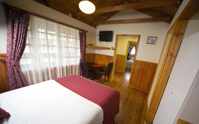 Sanctuary House Healesville Motel