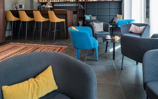 Hotel Mrak 4*