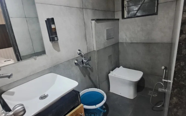 Hotel Tan Square Inn Lodge