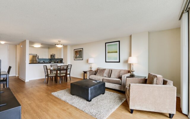 Global Luxury Suites at Via Marina