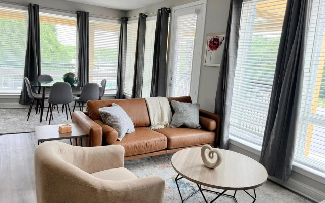The Elvis Presley Urban Luxury Apts Austin