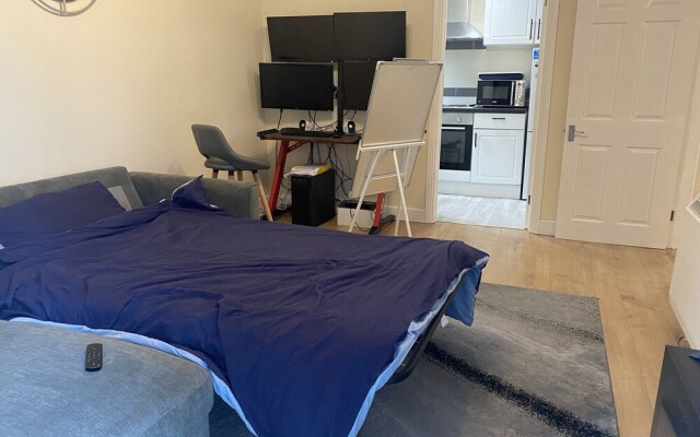 Inviting 1-bed Apartment in Southampton in a Quiet