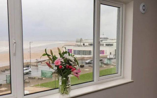 Apt 8 @ Hunter's Quay