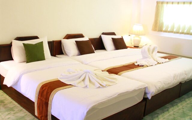 Bedtime Huahin Hotel