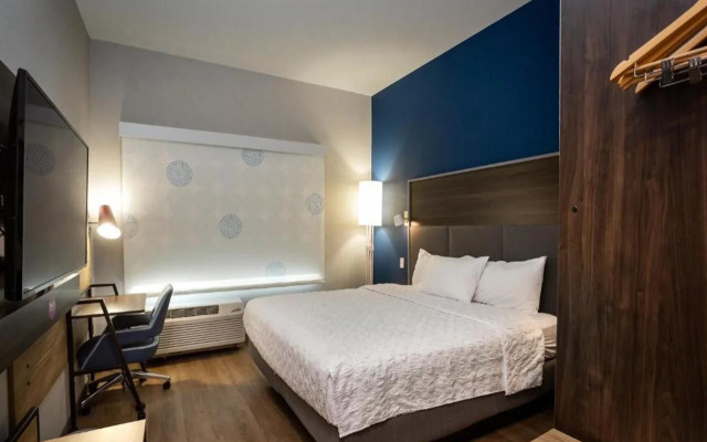 Tru by Hilton Pflugerville, TX