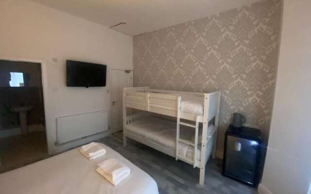No.6 York Villas Guest House