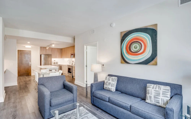 Global Luxury Suites at Bethesda Metro