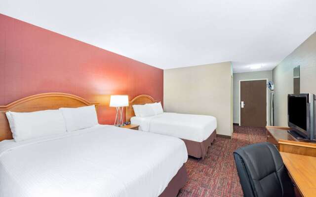 Ramada by Wyndham Grand Forks