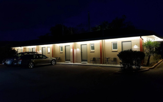 Island View Motel