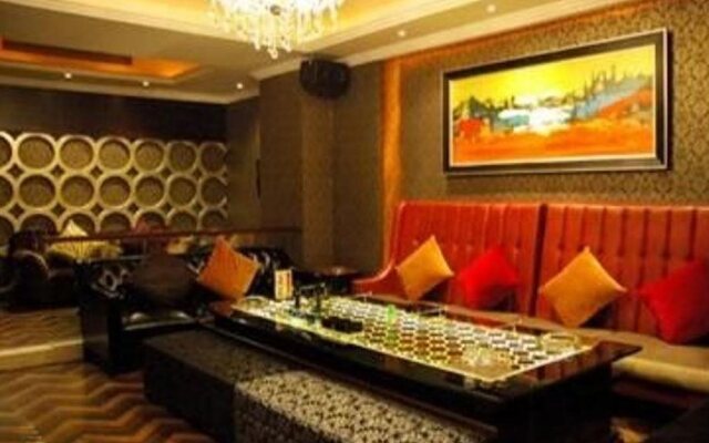 Centenio Kingdom Hotel