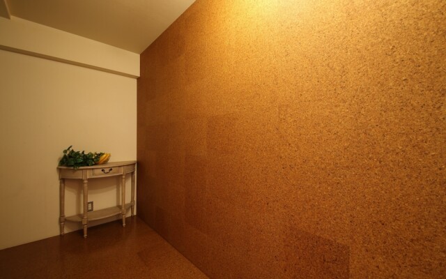 Studio Minamisenba 405