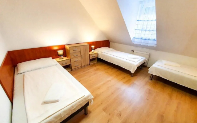Marcus Hotel