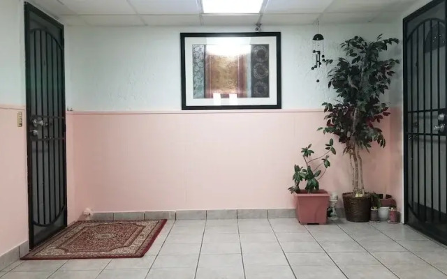 Budget Inn