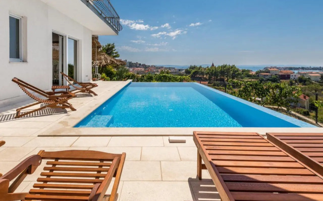 Seventh Heaven Villa