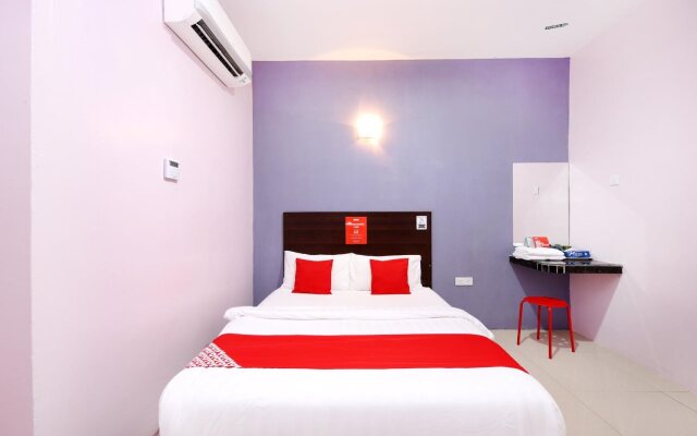 OYO 90456 Hotel Tgl