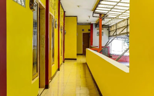 SPOT ON 91159 Kost Putrana Syariah