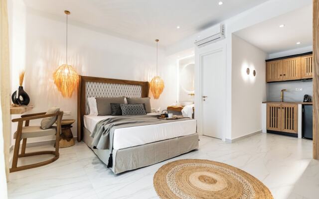 V Luxury Apartments Naxos