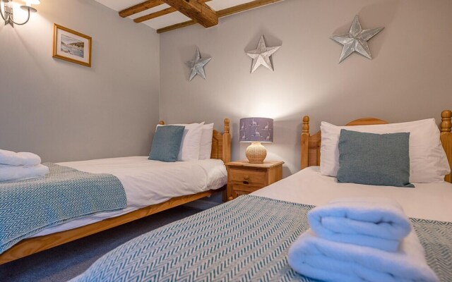 The Hayloft Boundary Farm Air Manage Suffolk