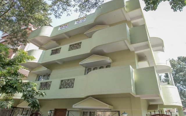 Hotel Red Carpet Residence by OYO Rooms