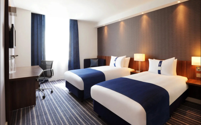 Holiday Inn Express Birmingham - Snow Hill by IHG