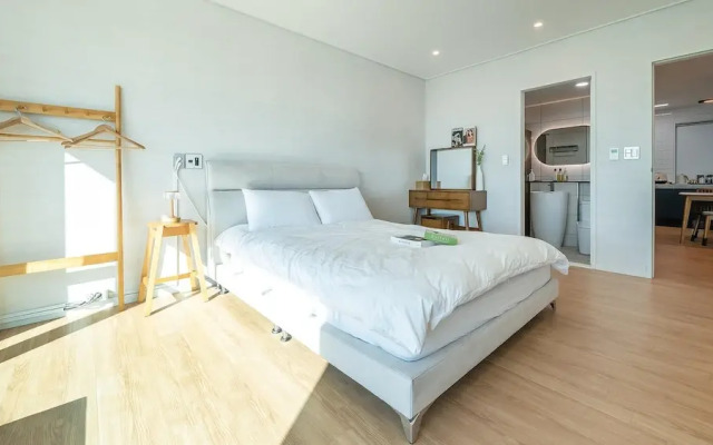 Namhae Mansion Morak