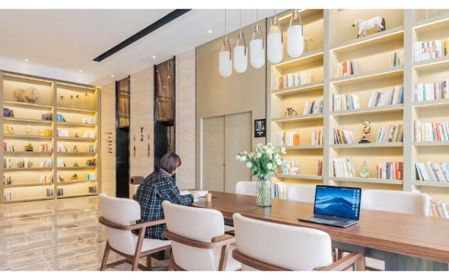 Atour Hotel Changhong North Road Xiangyang