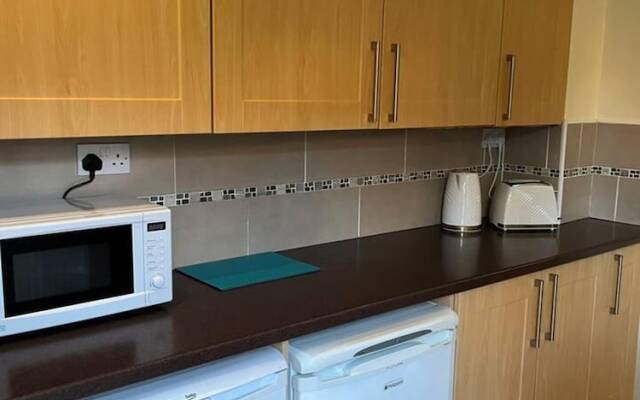 Lovely 2-bed House in Liverpool