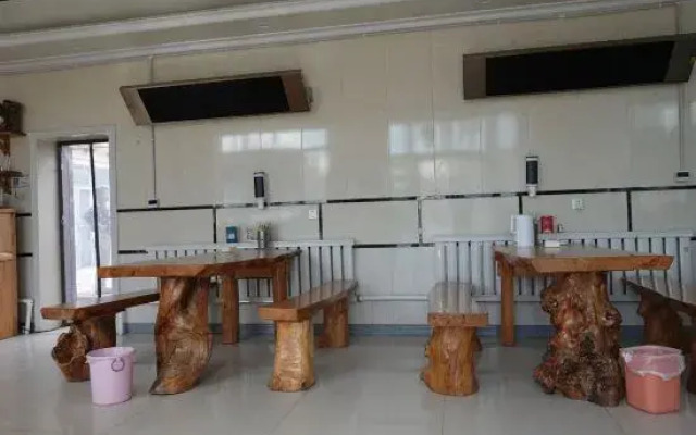 Nala Jacquard Garden Homestay