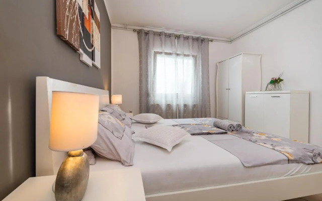 Apartments Silver