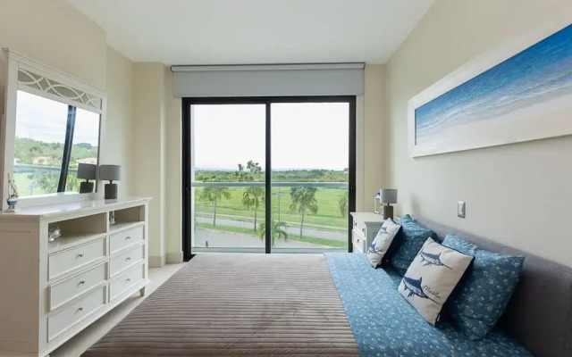 The Seashells Beach Condo by Acomodo