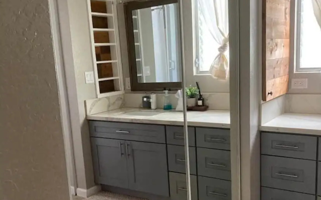 Sandy Toes Getaway in Kona