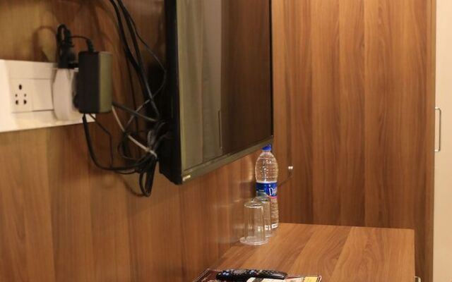 Hotel Kumud Plaza