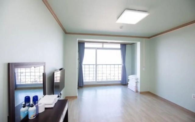 Yangyang Cheheommaeul Pension