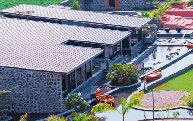 Basalt Paradise Resort And Spa