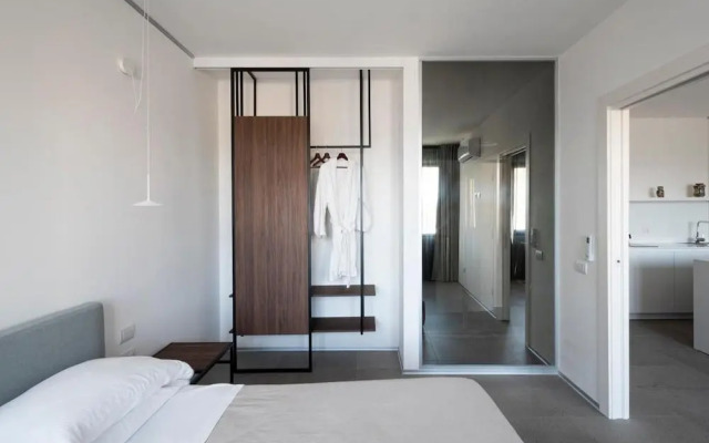 Alkamuri Posh Hotel Spa - 104 Suite Deluxe