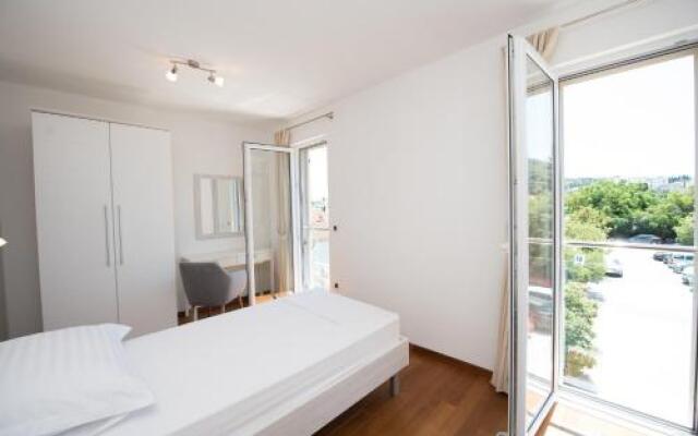 Apartment Maro Bayview