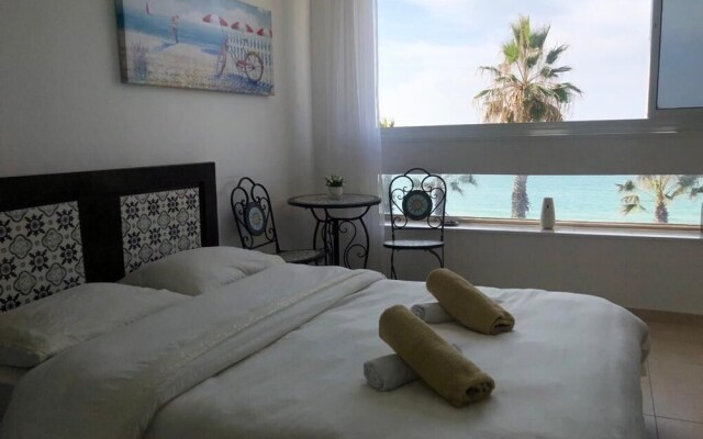 Suite sea view Jacuzzi from R&A Group
