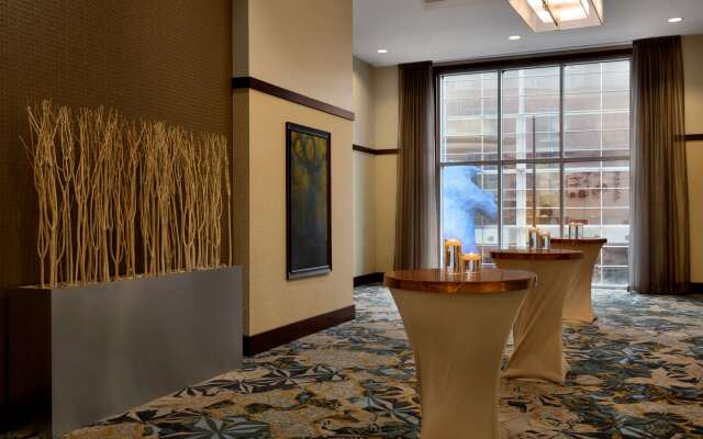 Embassy Suites by Hilton Denver Downtown Convention Center