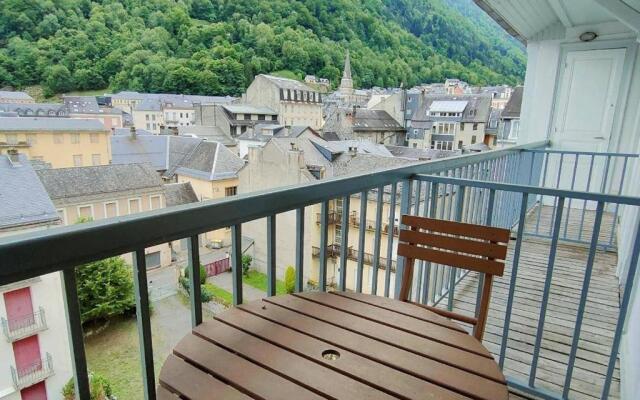 Appartement Cauterets, 2 pièces, 4 personnes - FR-1-234-148