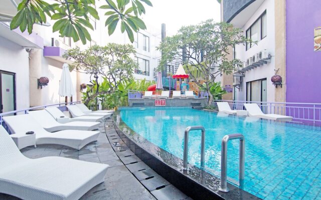 ZEN Rooms Kuta Sentral Parkir 1