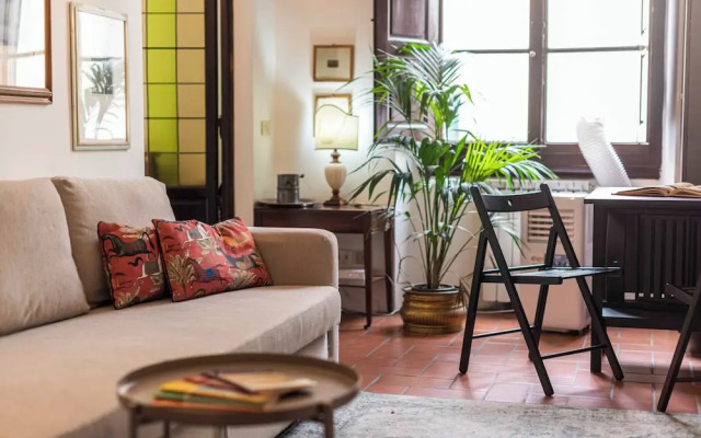 Ognissanti Flat by Mmega