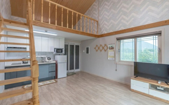 Hwacheon Flower Pension