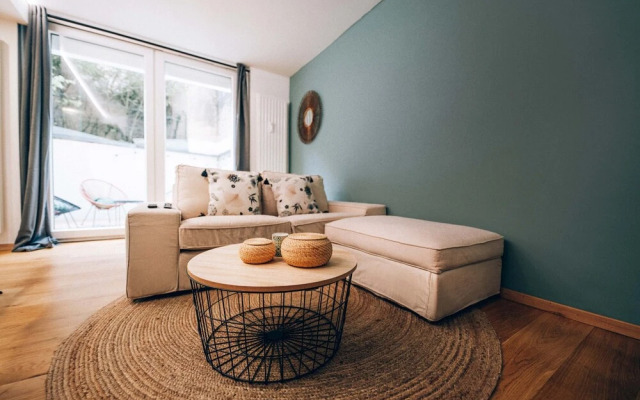 Stylish Studio w Terrace in Heart of Lux