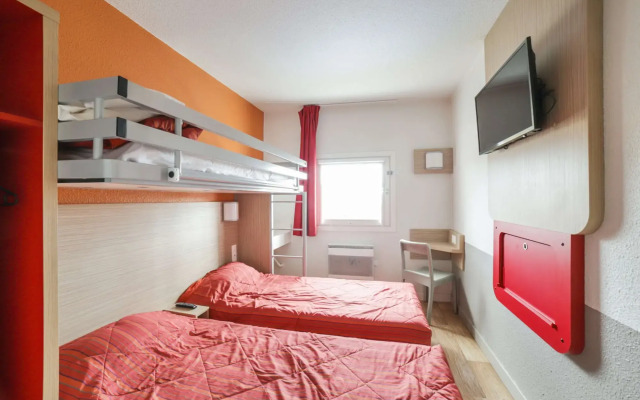 Premiere Classe Plaisir - Gatines