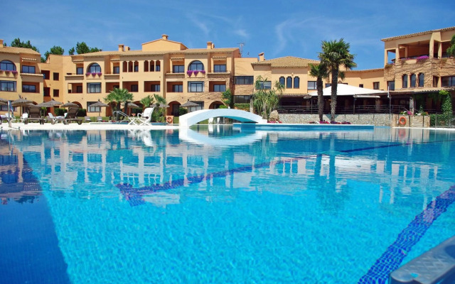 La Costa Golf & Beach Resort