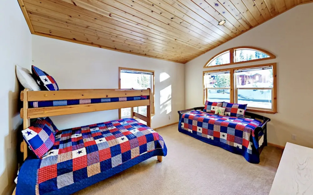 Slalom Way - 3 Br Home