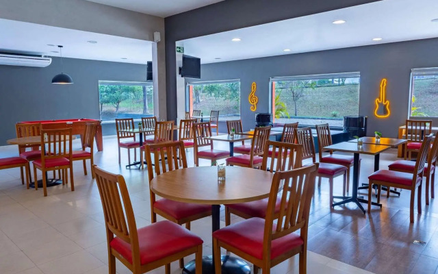 ibis Manaus Distrito Industrial