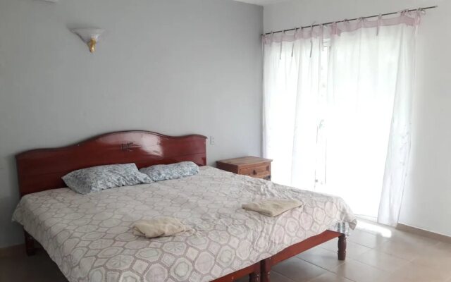 OYO Hotel Cedros & Spa